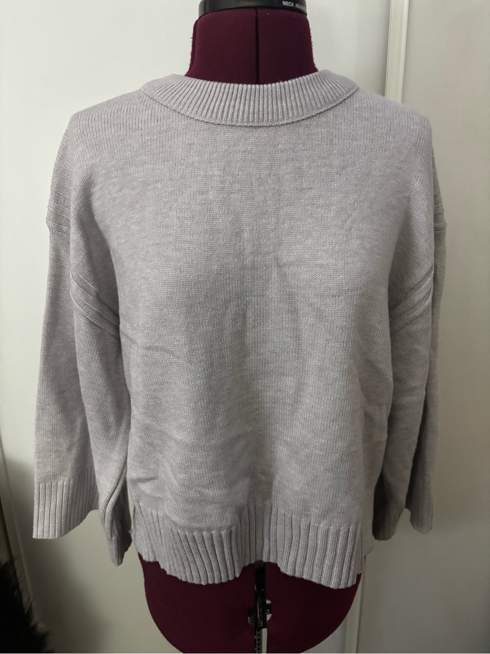 NWT For the Republic Light Gray Cozy Crewneck Sweater w/ wider sleeves, Size L